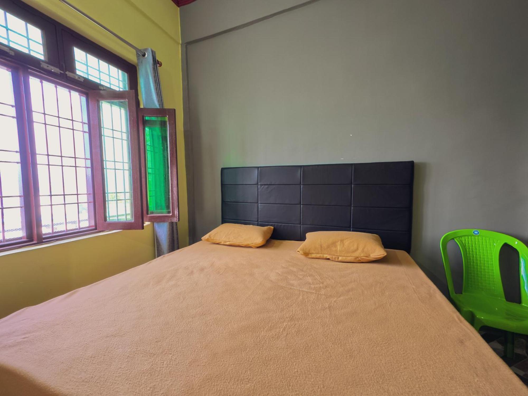 Mahi Restaurant & Guest House Almora Bagian luar foto