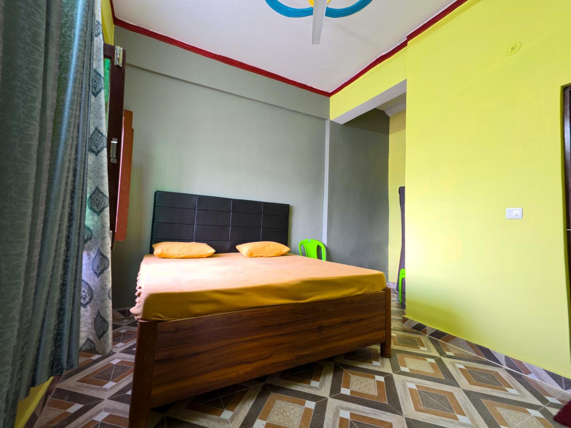 Mahi Restaurant & Guest House Almora Bagian luar foto