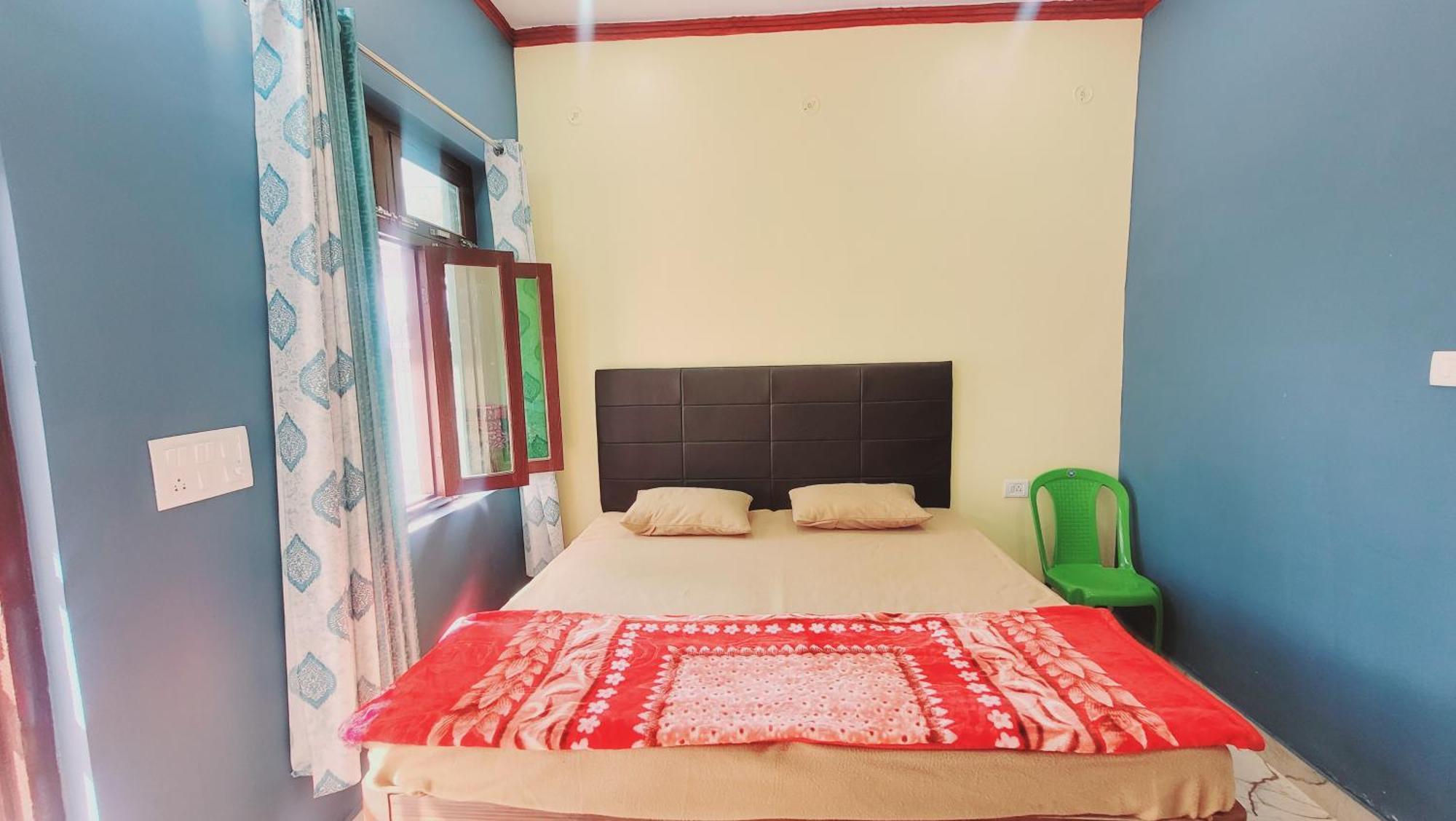 Mahi Restaurant & Guest House Almora Bagian luar foto