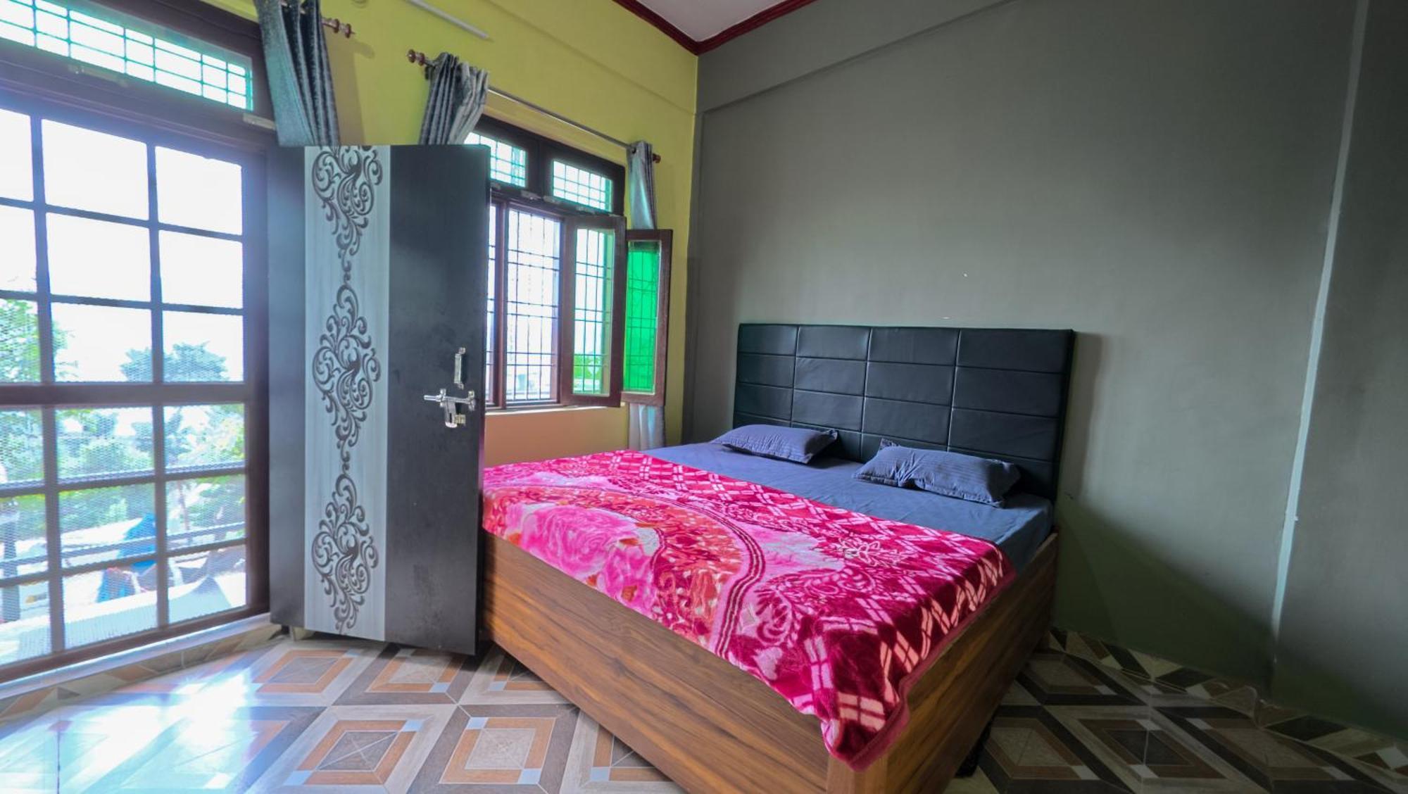 Mahi Restaurant & Guest House Almora Bagian luar foto